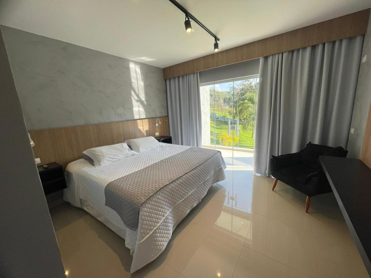 Dr Hotel Rio Branco Do Sul Екстериор снимка